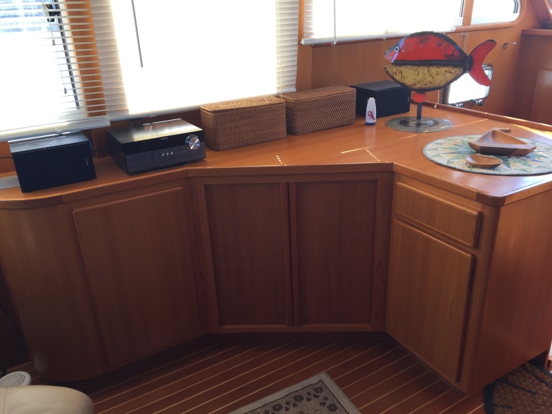 2002 Symbol 42 Sundeck Trawler