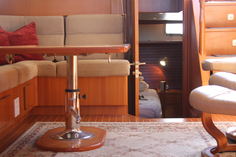2002 Symbol 42 Sundeck Trawler