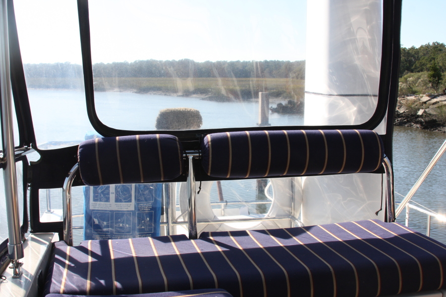 2002 Symbol 42 Sundeck Trawler
