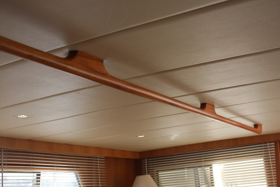 2002 Symbol 42 Sundeck Trawler