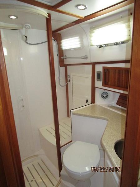 2010 Sabre "40" Express