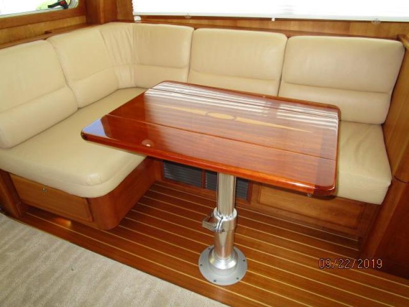 2010 Sabre "40" Express