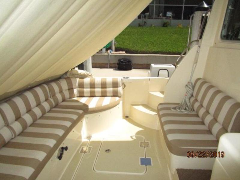 2010 Sabre "40" Express