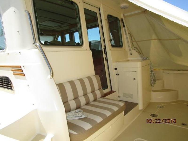 2010 Sabre "40" Express