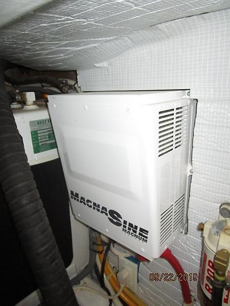 2010 Sabre "40" Express