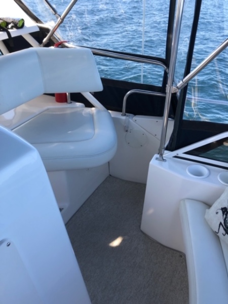 2000 Silverton 352 Motor Yacht