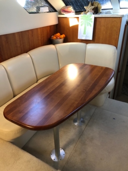 2000 Silverton 352 Motor Yacht