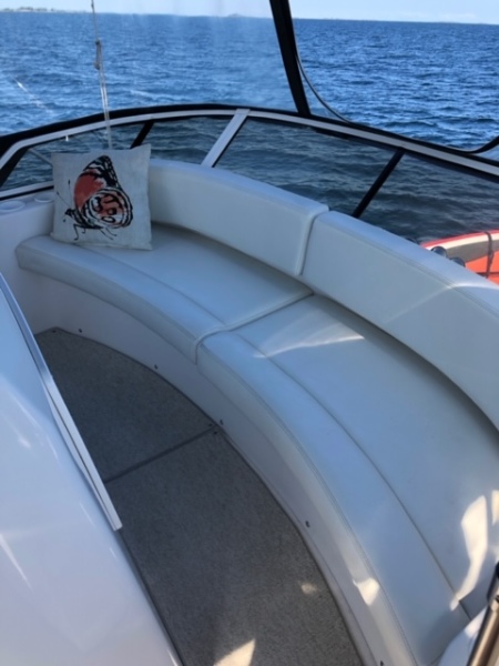 2000 Silverton 352 Motor Yacht