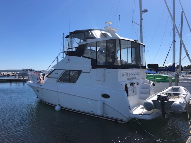 2000 Silverton 352 Motor Yacht