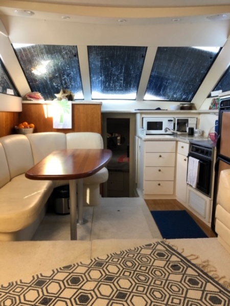 2000 Silverton 352 Motor Yacht
