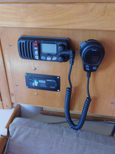 2005 Catalina 320
