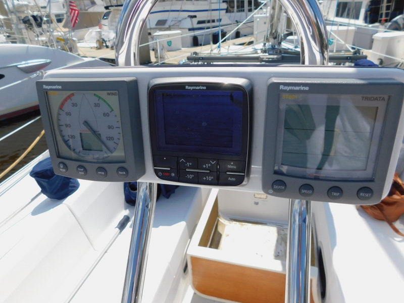 2005 Catalina 320