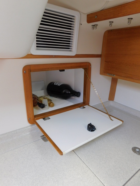 2005 Catalina 320