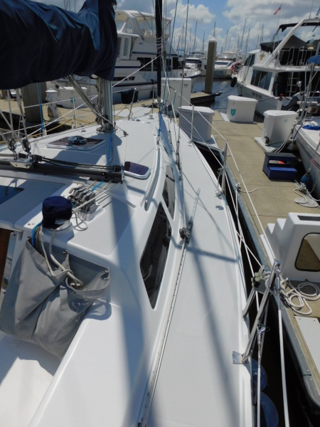 2005 Catalina 320