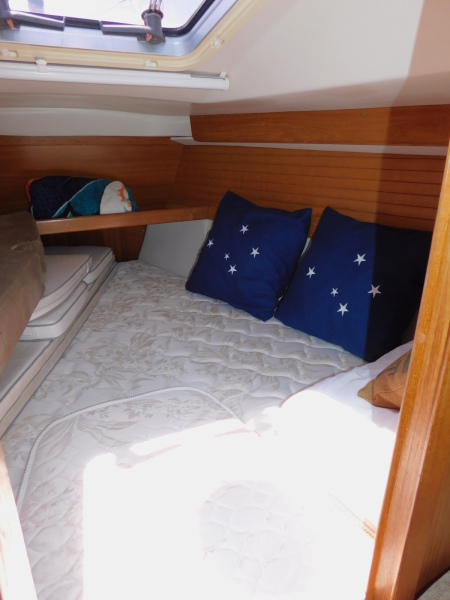 2005 Catalina 320