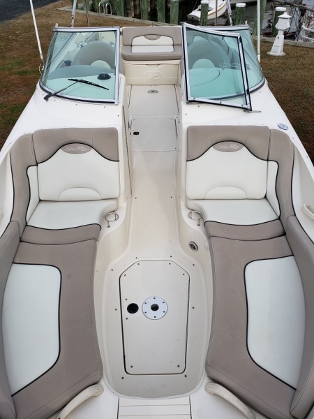 2004 Sea Ray Sundeck