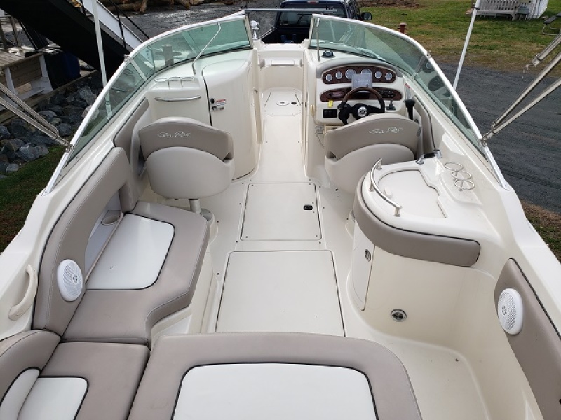 2004 Sea Ray Sundeck
