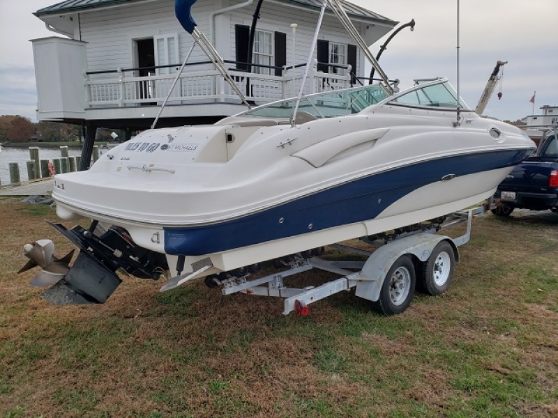 2004 Sea Ray Sundeck