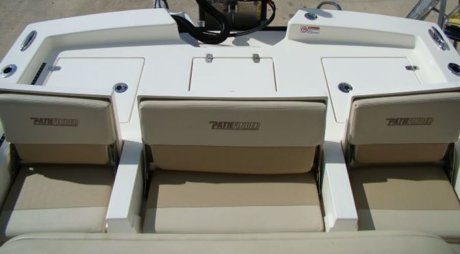 2017 Pathfinder 2600 TRS