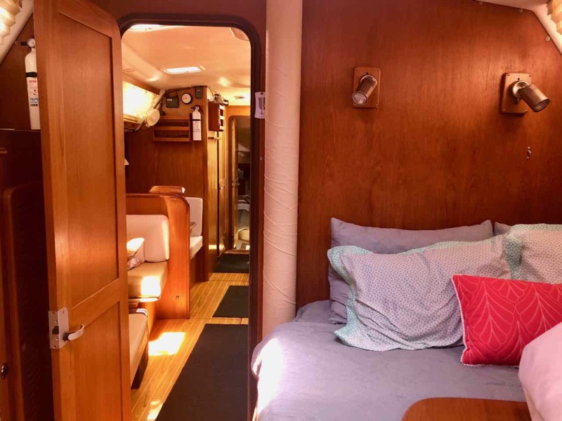 2001 Catalina 470