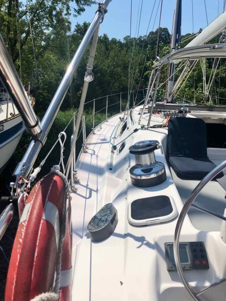 2001 Catalina 470