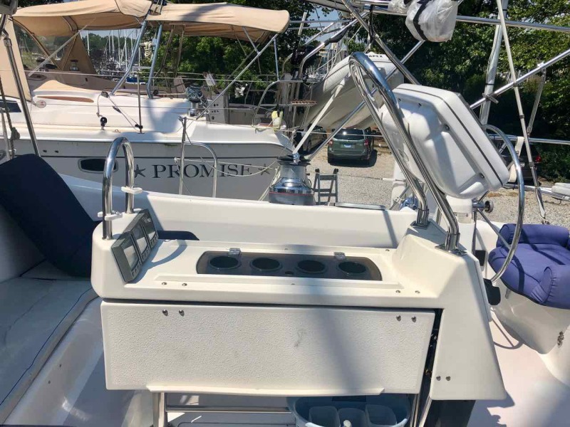 2001 Catalina 470