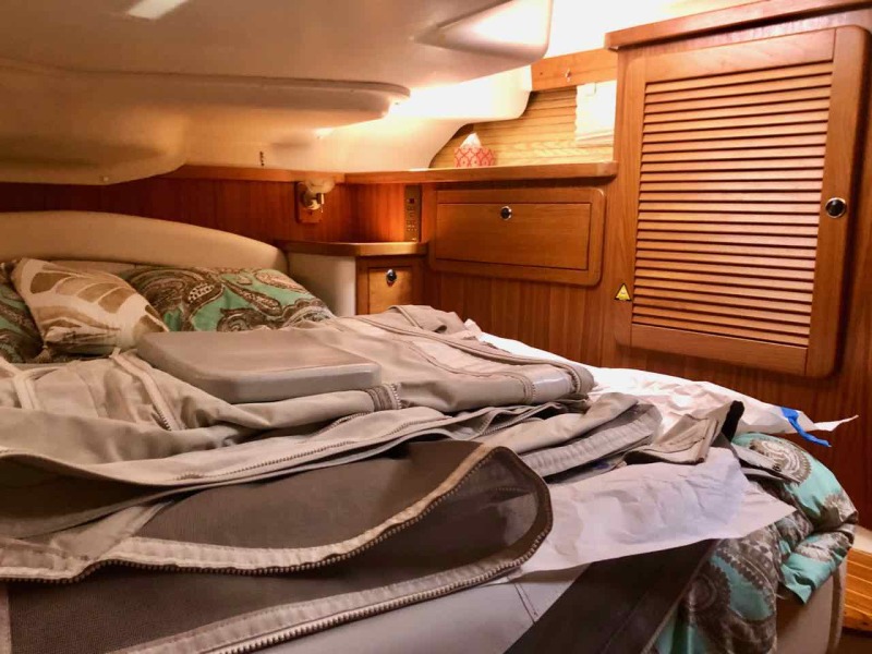 2001 Catalina 470