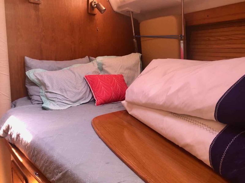 2001 Catalina 470