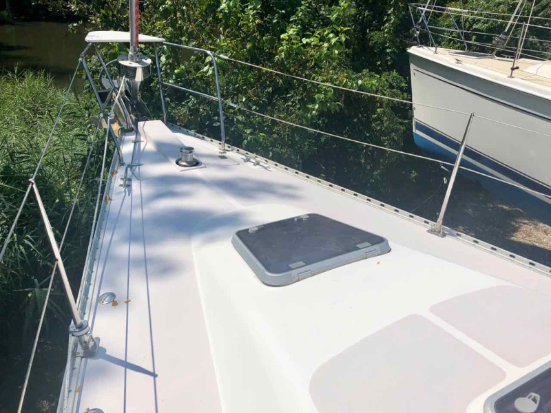2001 Catalina 470