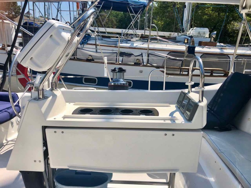 2001 Catalina 470