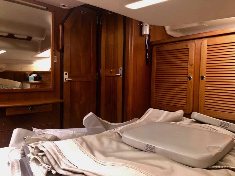 2001 Catalina 470