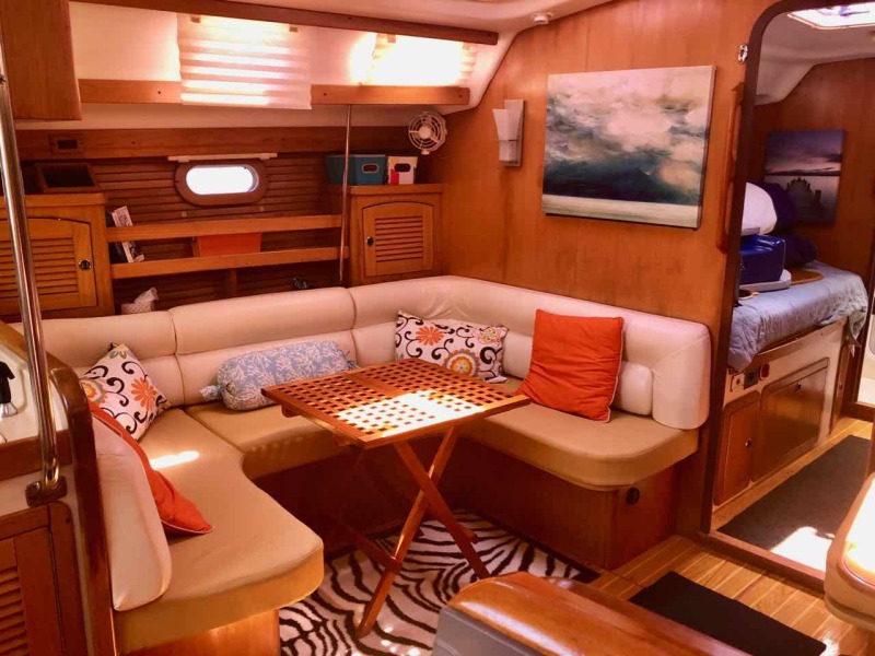 2001 Catalina 470