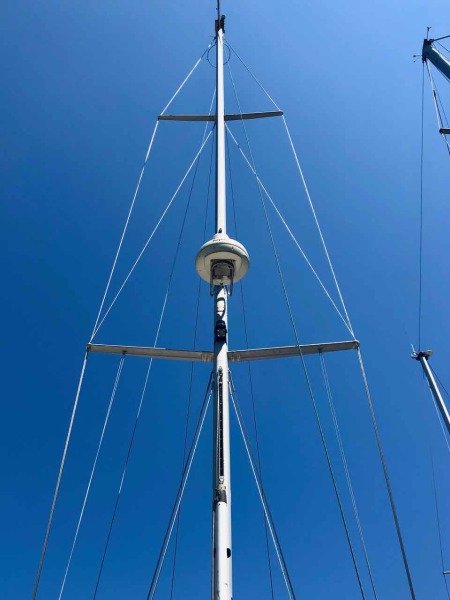 2001 Catalina 470