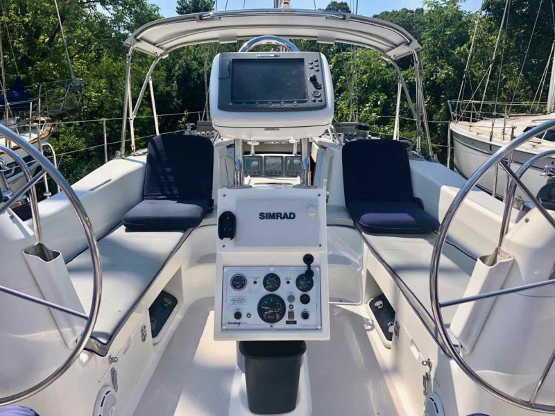 2001 Catalina 470