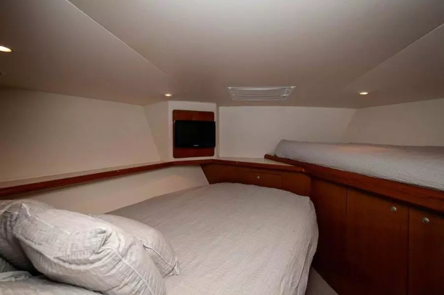 2001 61 Viking Convertible Ellie B VIP Stateroom