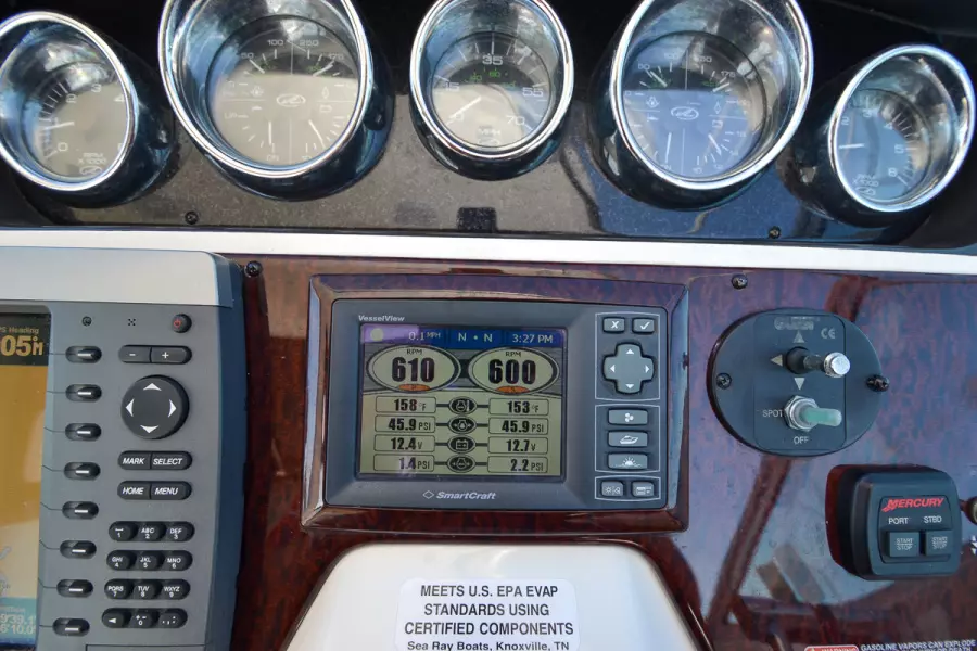 2010 Sea Ray 310 Sundancer