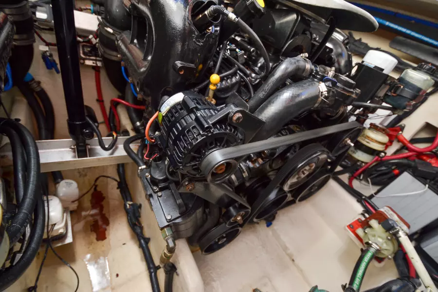 2010 Sea Ray 310 Sundancer