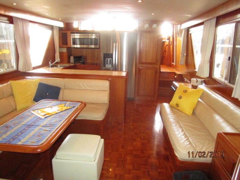 2000 Ocean Alexander "511 Classico"