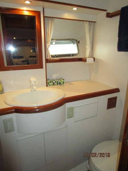 2000 Ocean Alexander "511 Classico"