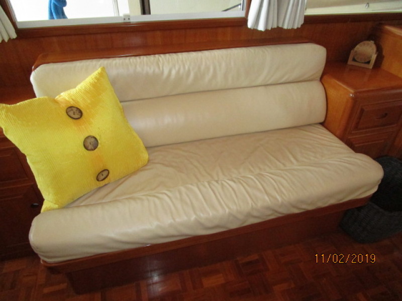 2000 Ocean Alexander "511 Classico"