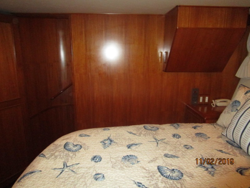 2000 Ocean Alexander "511 Classico"