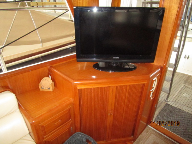 2000 Ocean Alexander "511 Classico"