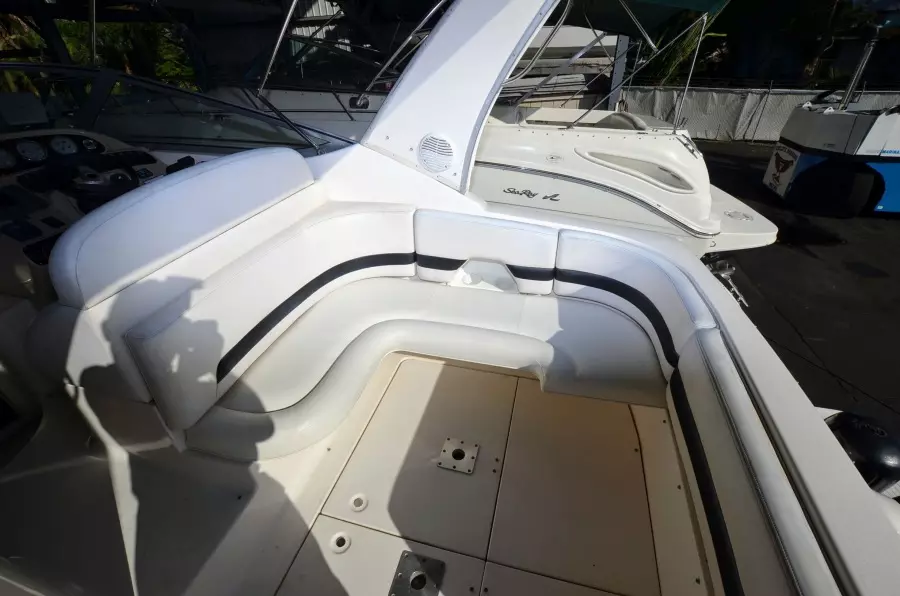 2001 Chaparral 300 Signature