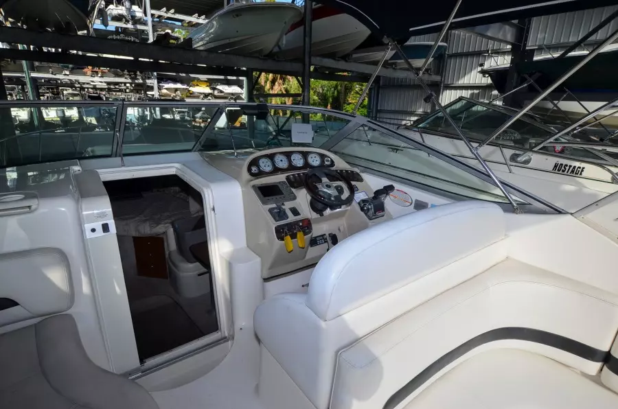 2001 Chaparral 300 Signature