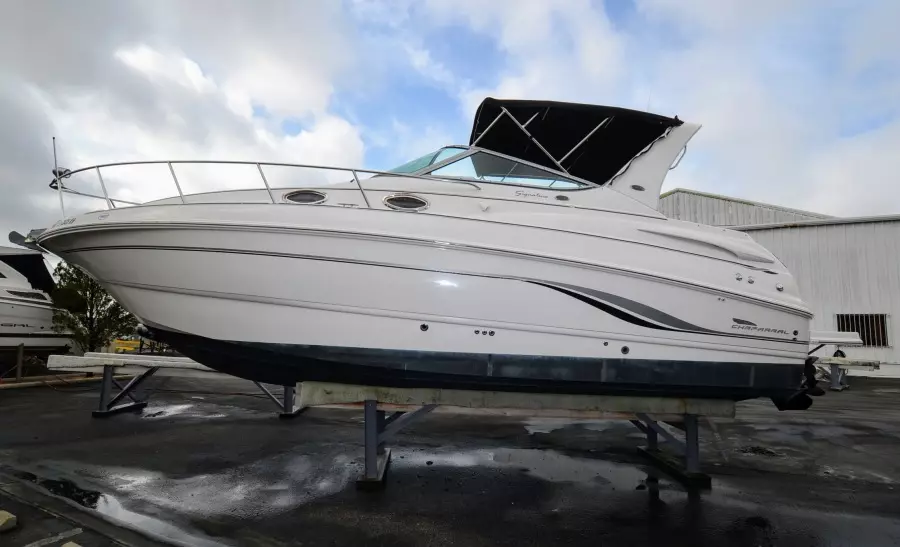 2001 Chaparral 300 Signature