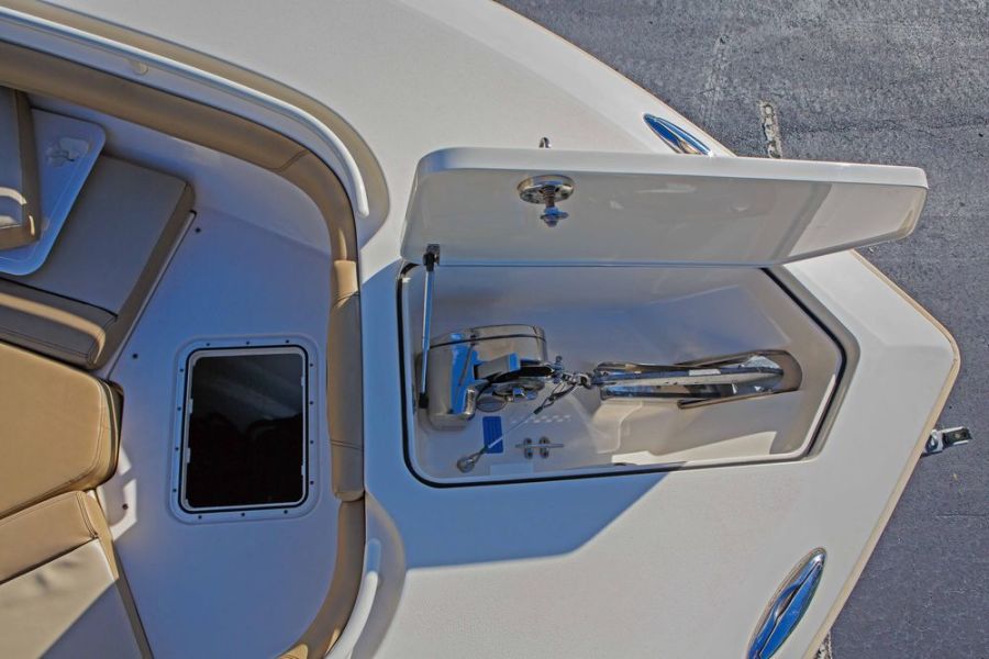 32' 2015 Scout 320 LXF