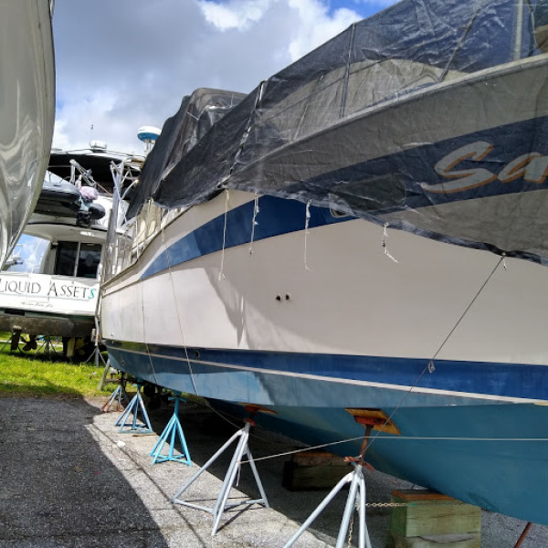 1980 Chris-Craft 350 Catalina