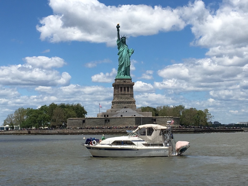 1980 Chris-Craft 350 Catalina