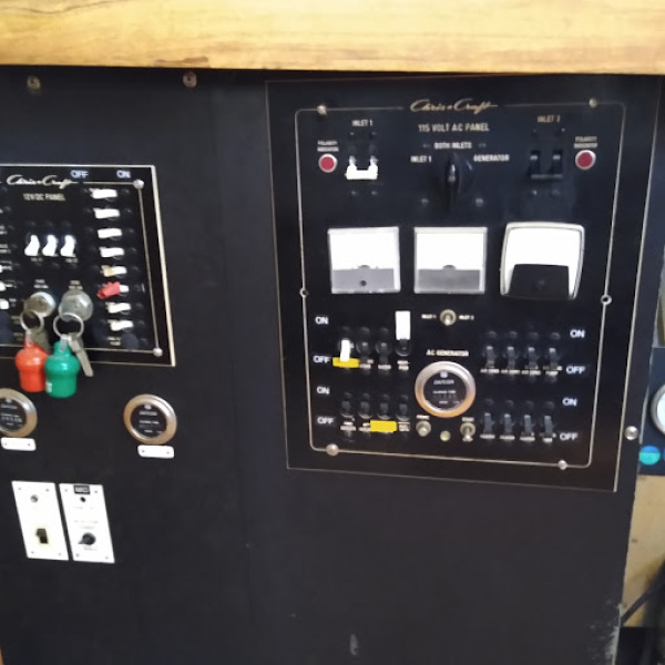1980 Chris-Craft 350 Catalina