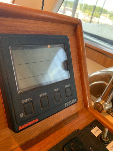 1999 Mainship 350